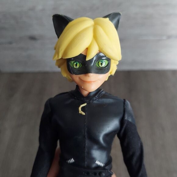 Miraculous Ladybug Cat Noir Fashion Doll Figure 11" - Picture 3 of 3